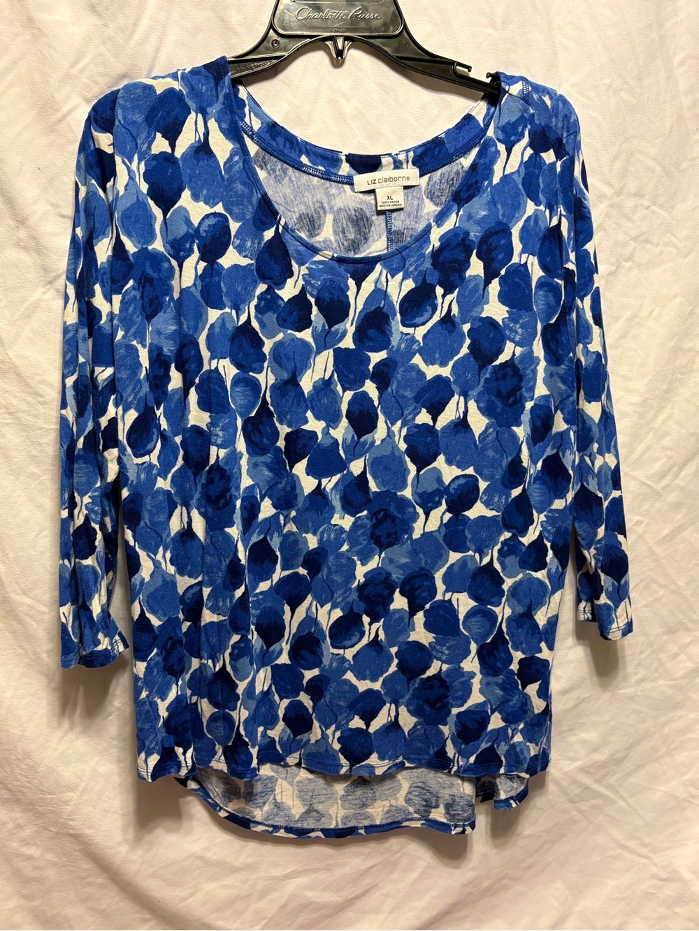 Liz Claiborne Blue & White Floral-Print 3/4 length Top